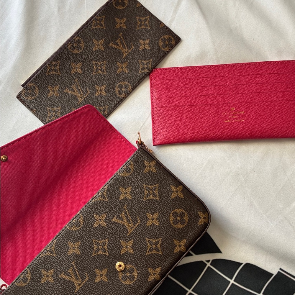 Louis Vuitton Pochette Félicie in Monogram - removable gold chain & Pink lining - Picture 6 of 17